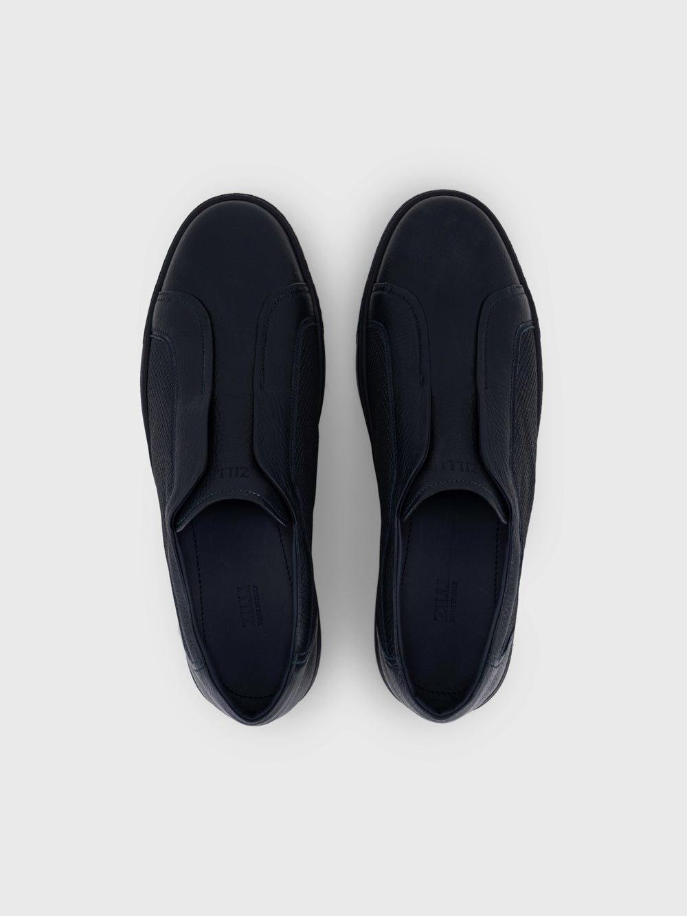 حذاء سنيكرز سليب أون سنيكرز - أزرق كحلي