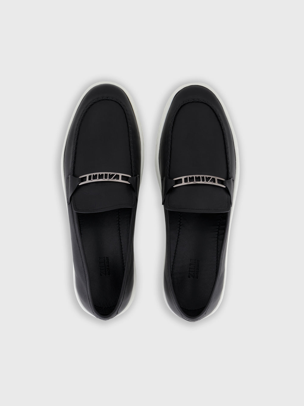 حذاء بدون كعب من الجلد - أسود