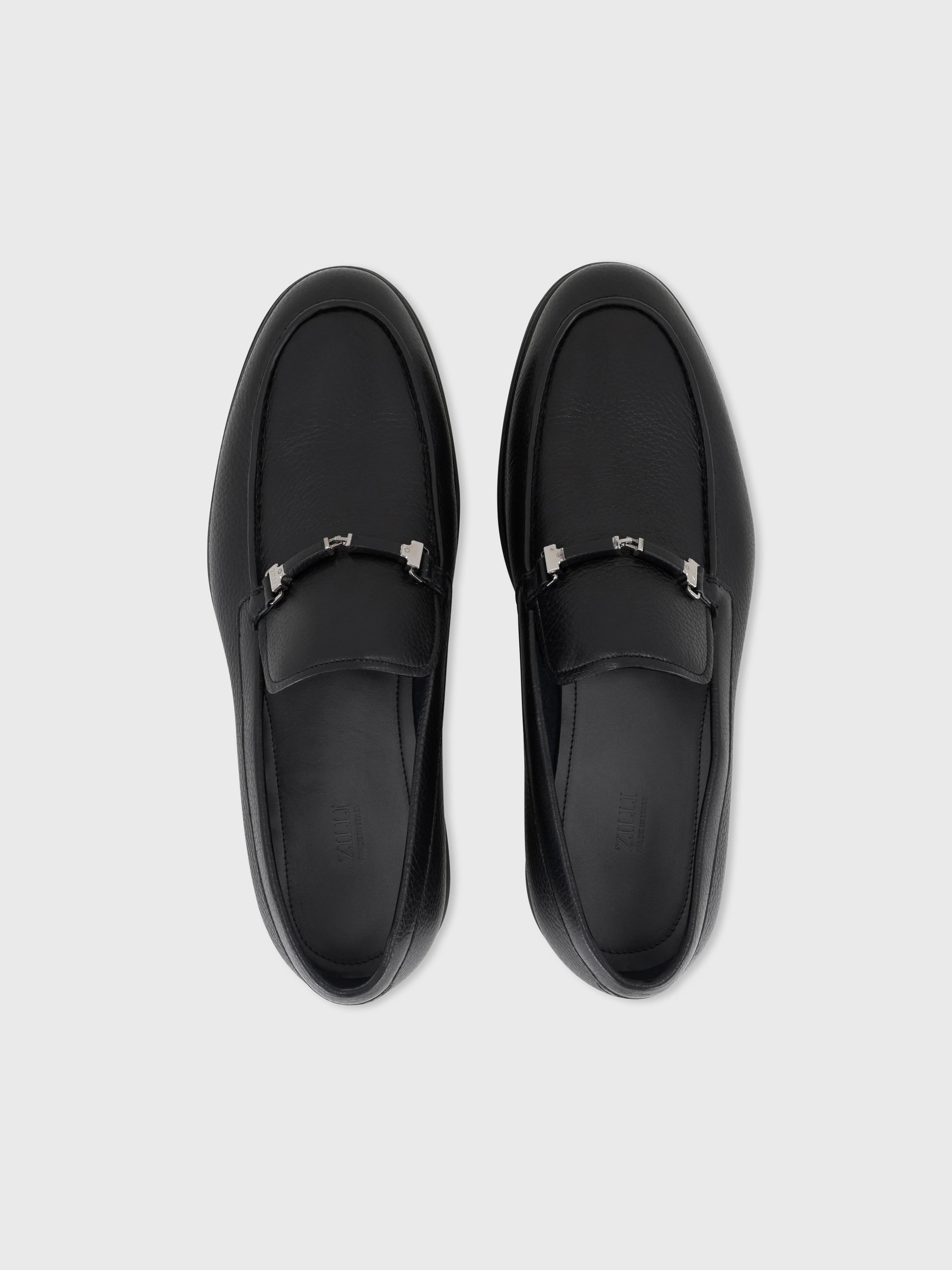 حذاء بدون كعب مزين بأدوات معدنية - أسود