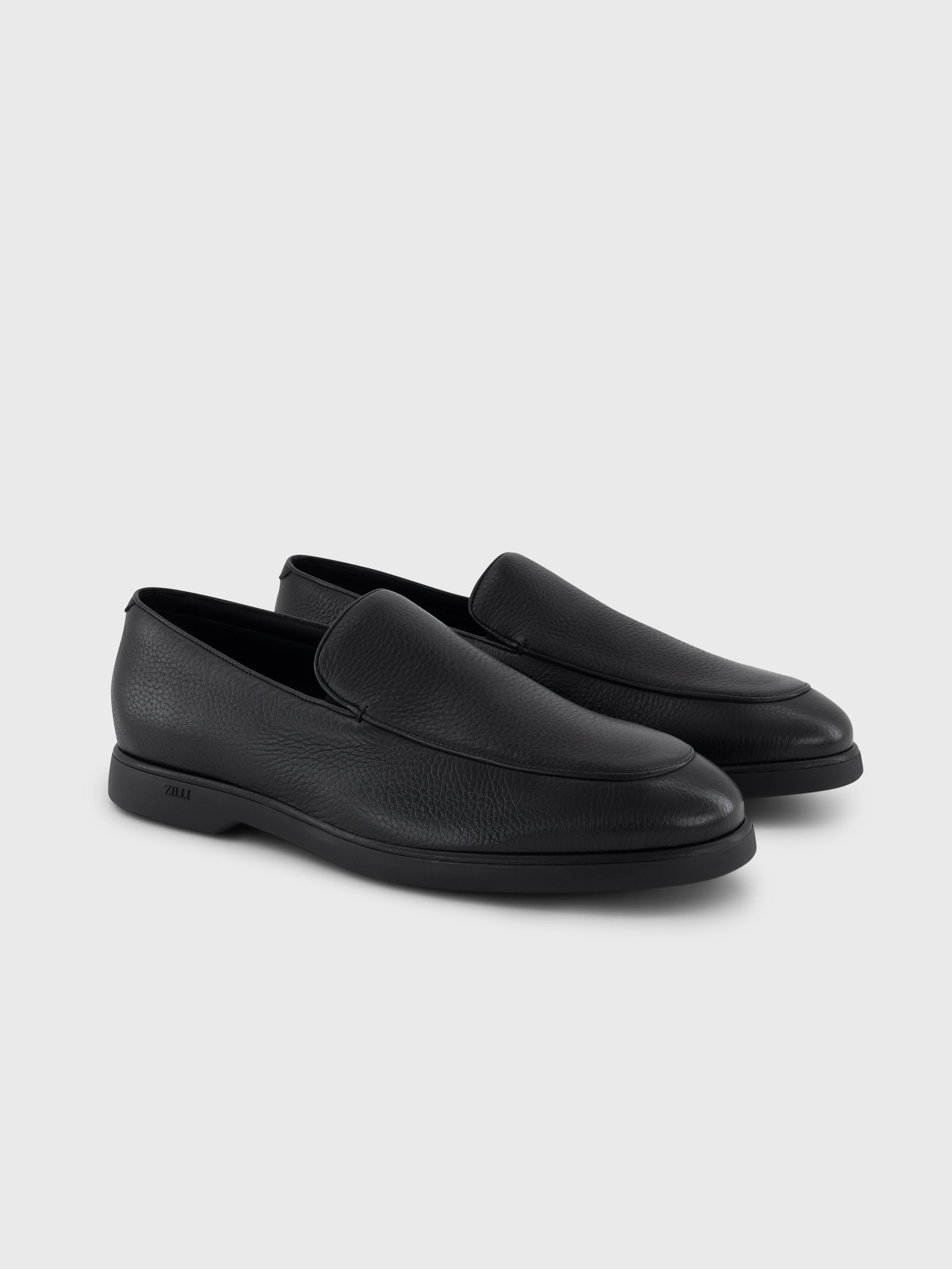 حذاء جلد الغزال أحادي اللون من جلد الغزال - أسود