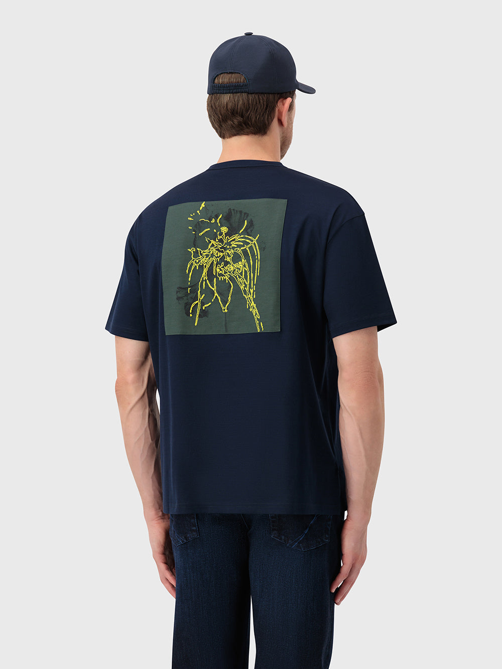 تي شيرت "فانتاسي" مرقع - كحلي غامق