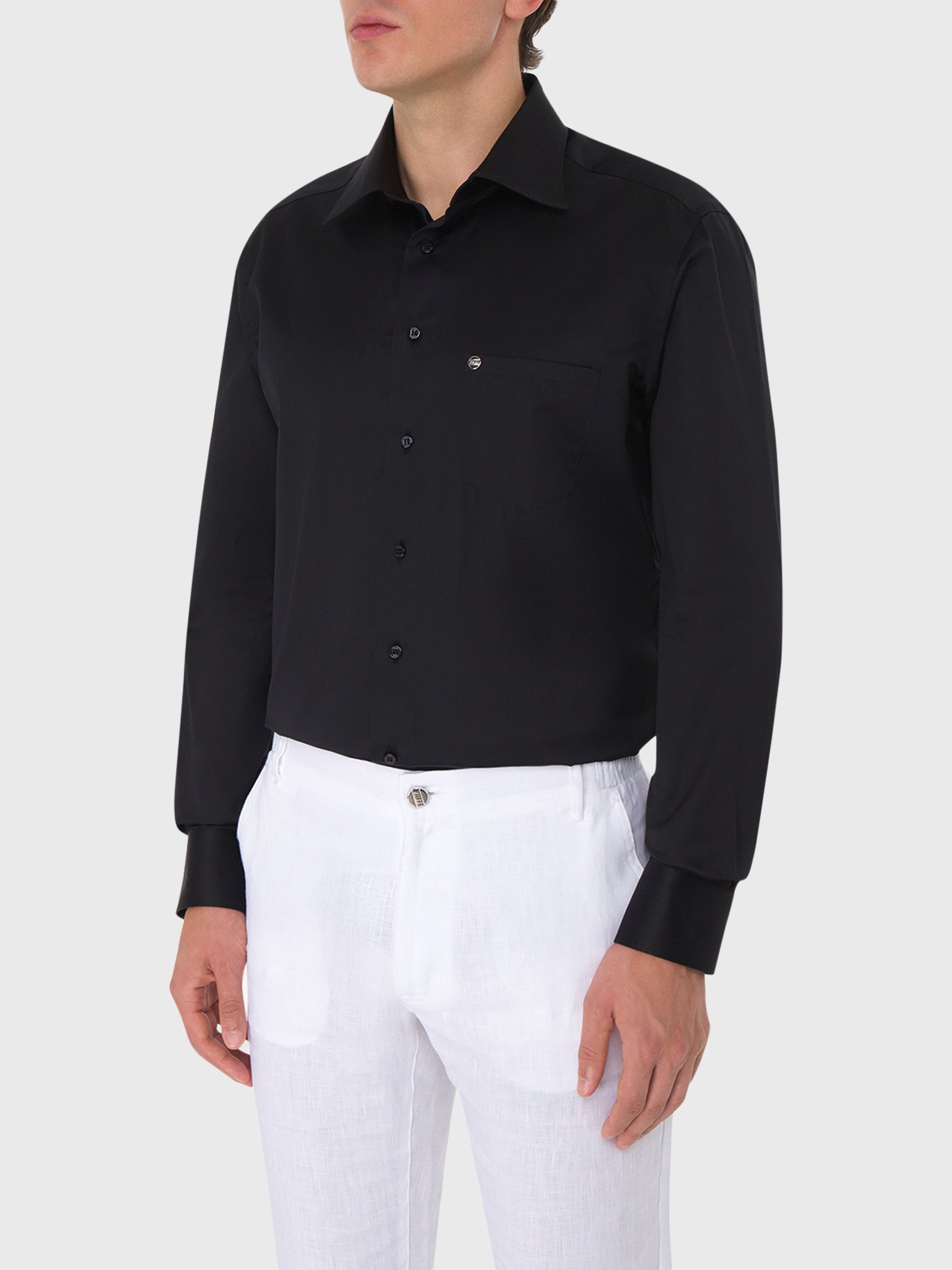 قميص بأكمام طويلة بخياطة ثلاثية