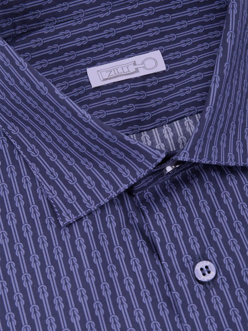 Shirt with Art-Express Knot Pattern