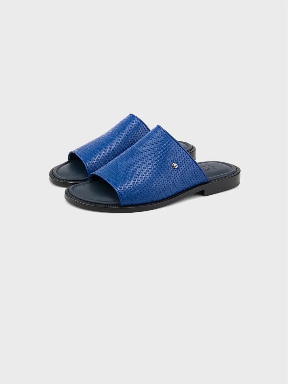 Zilli Elegance Braided Calfskin Sandals with Palladium-Finish Rivet