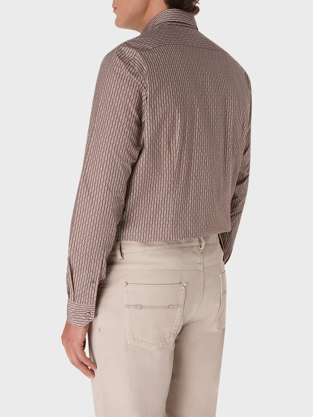 Shirt with Art-Express Knot Pattern