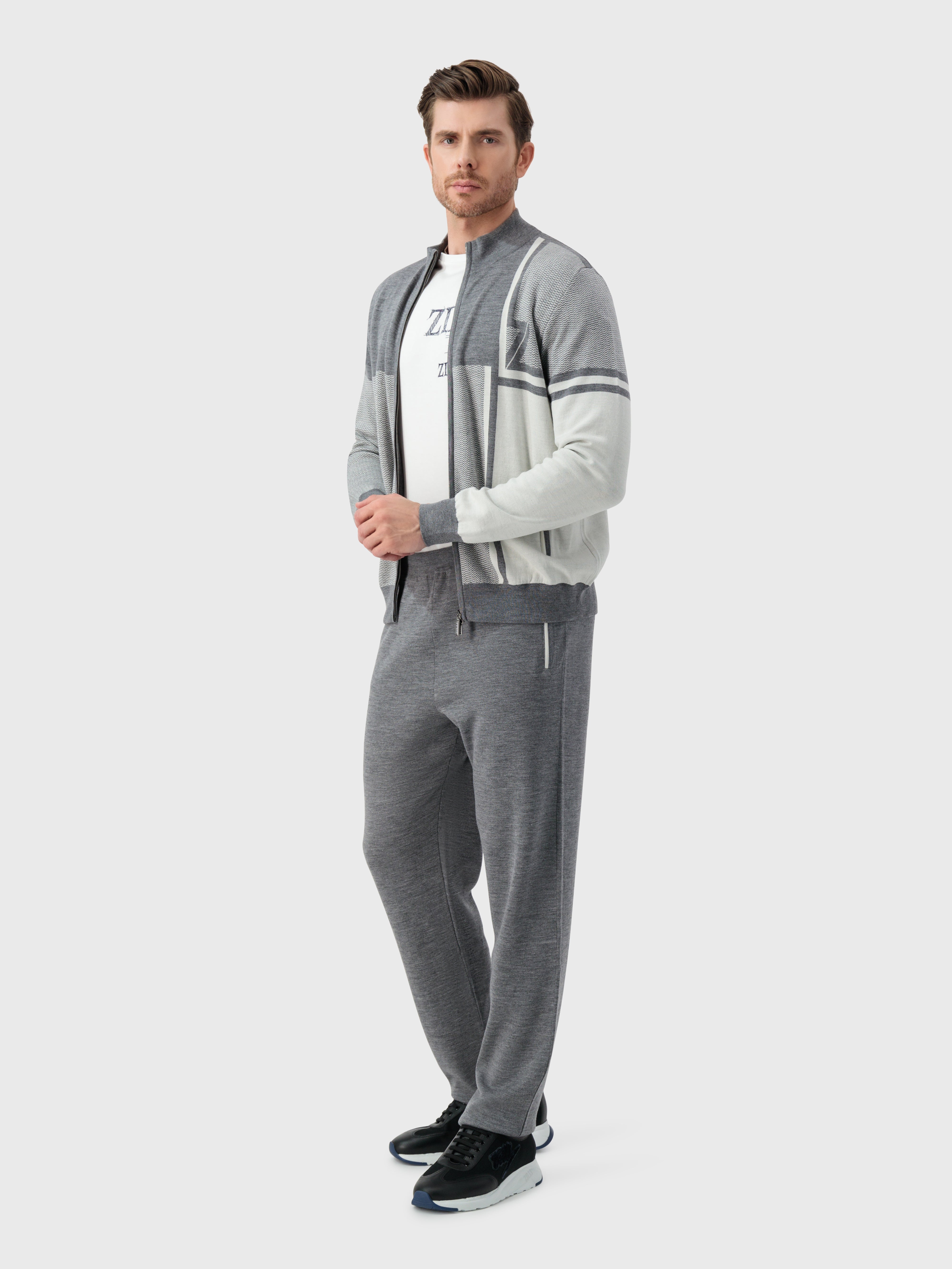 Jogging Suit with Geometric Pattern Light Charcoal