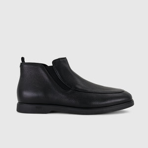 Black Casual Slip-Ons in Deerskin