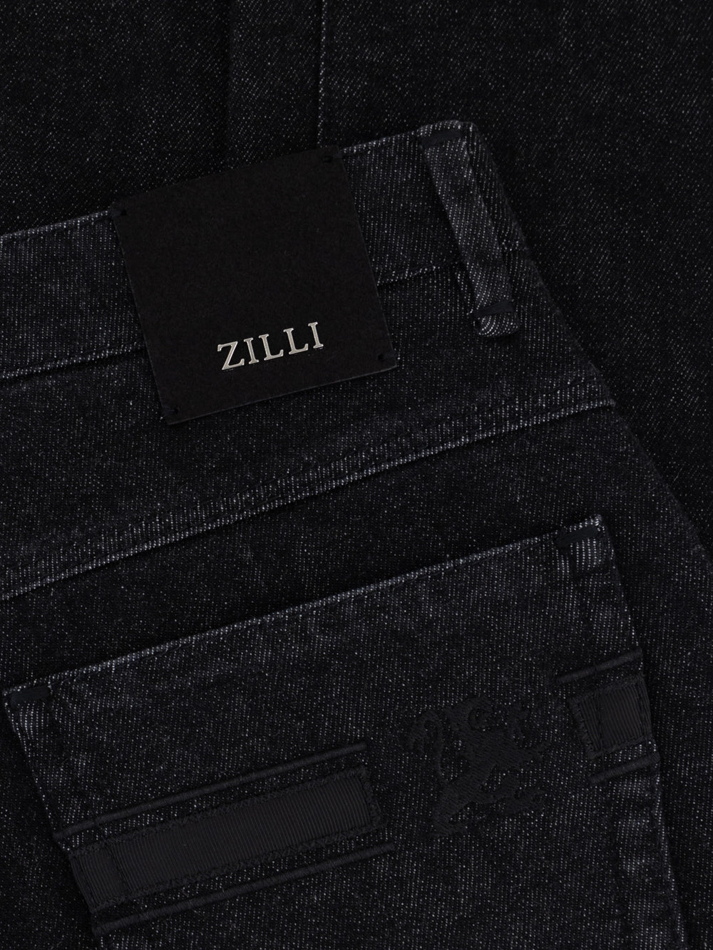 Straight-Cut Jean - Black