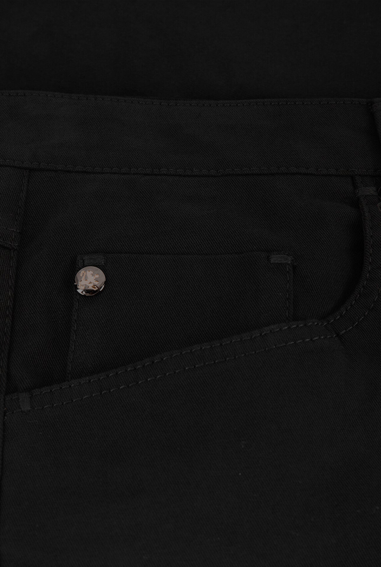 Slim Jeans with Calf Suede Patch