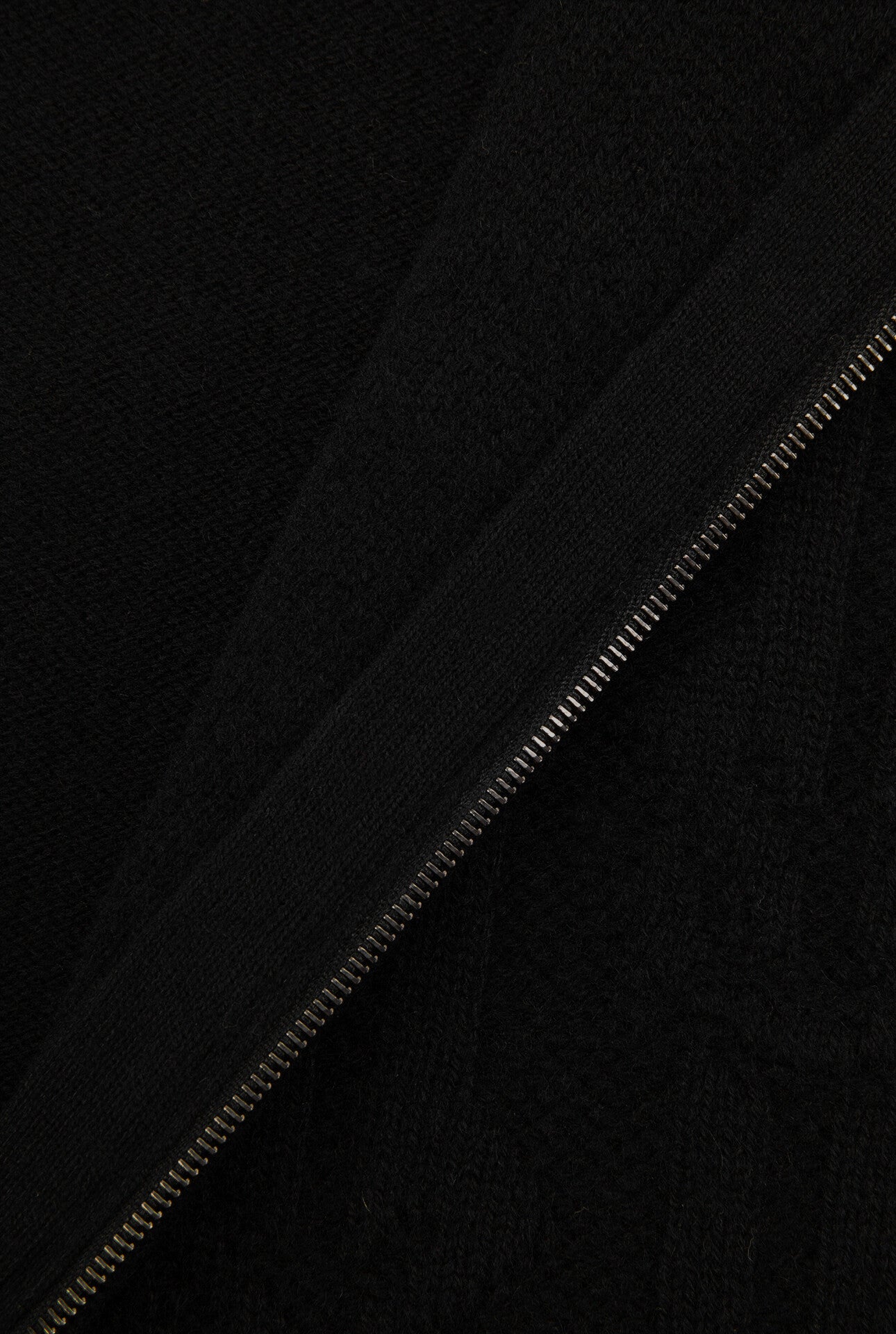 Cashmere Cardigan with Suede Calfskin Details