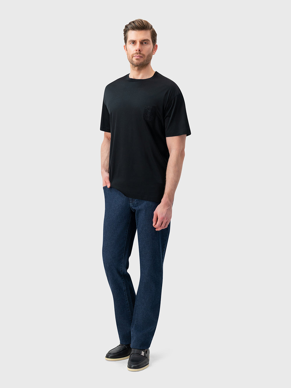 Round Neck T-Shirt with ZILLI Graphic - Black