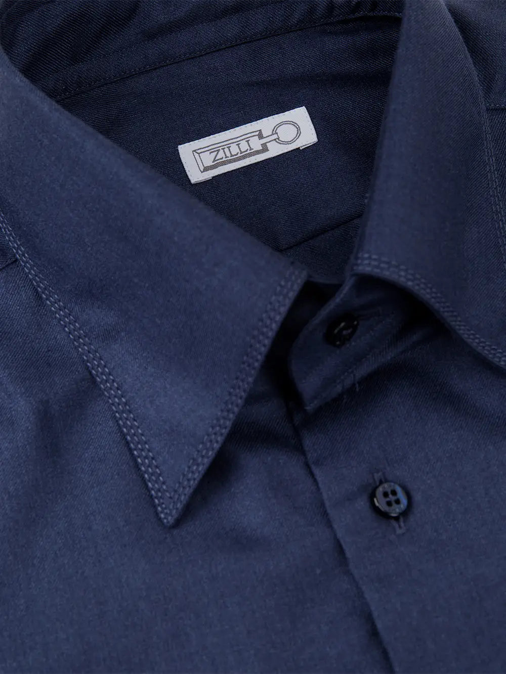 Классическая рубашка с длинными рукавами