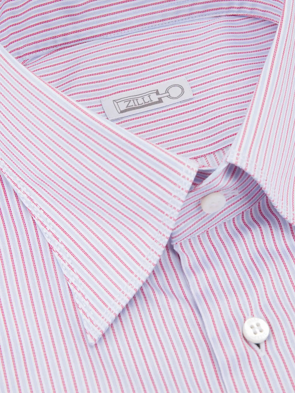 Классическая рубашка с длинными рукавами