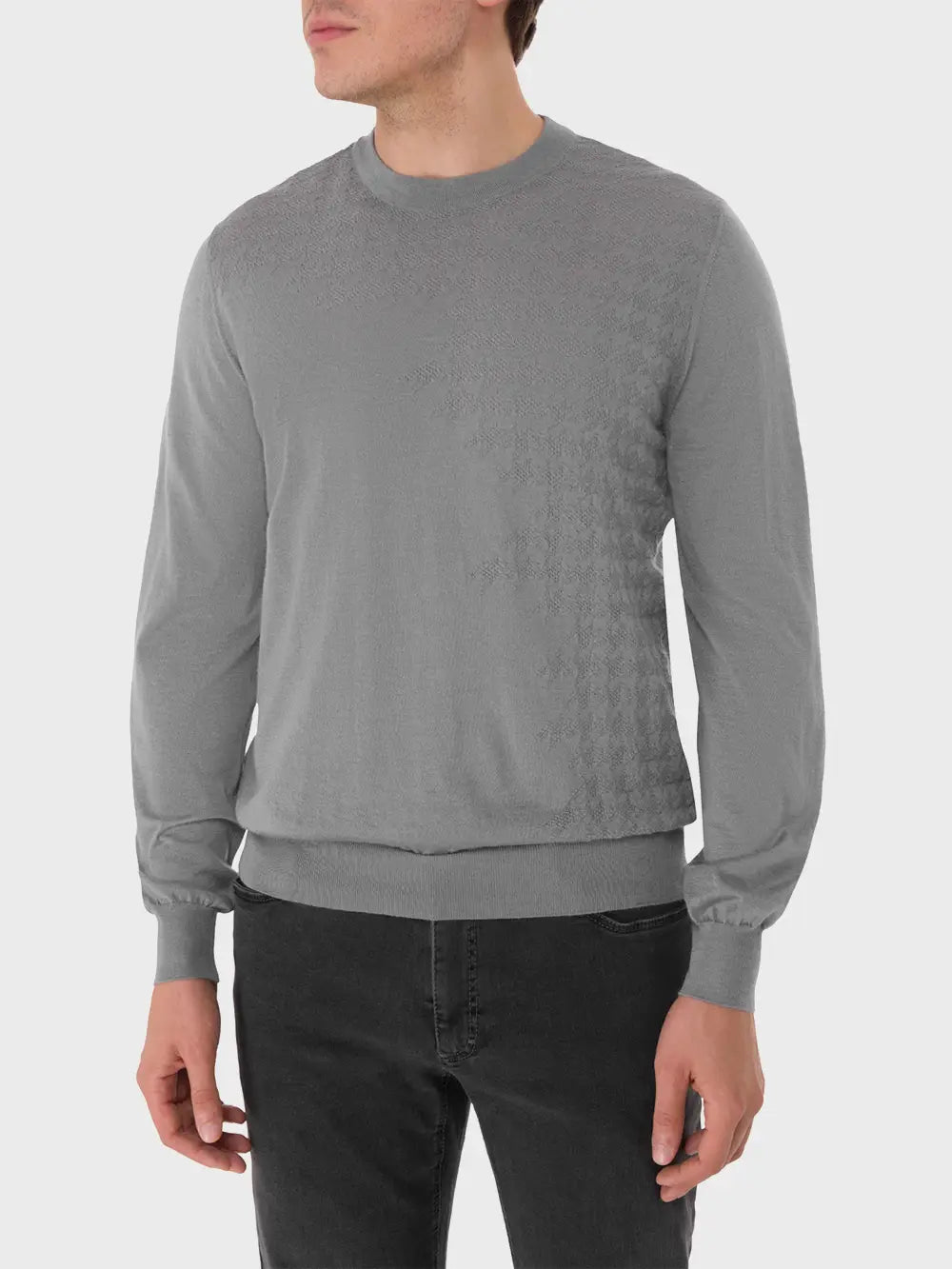 Свитер с круглым вырезом