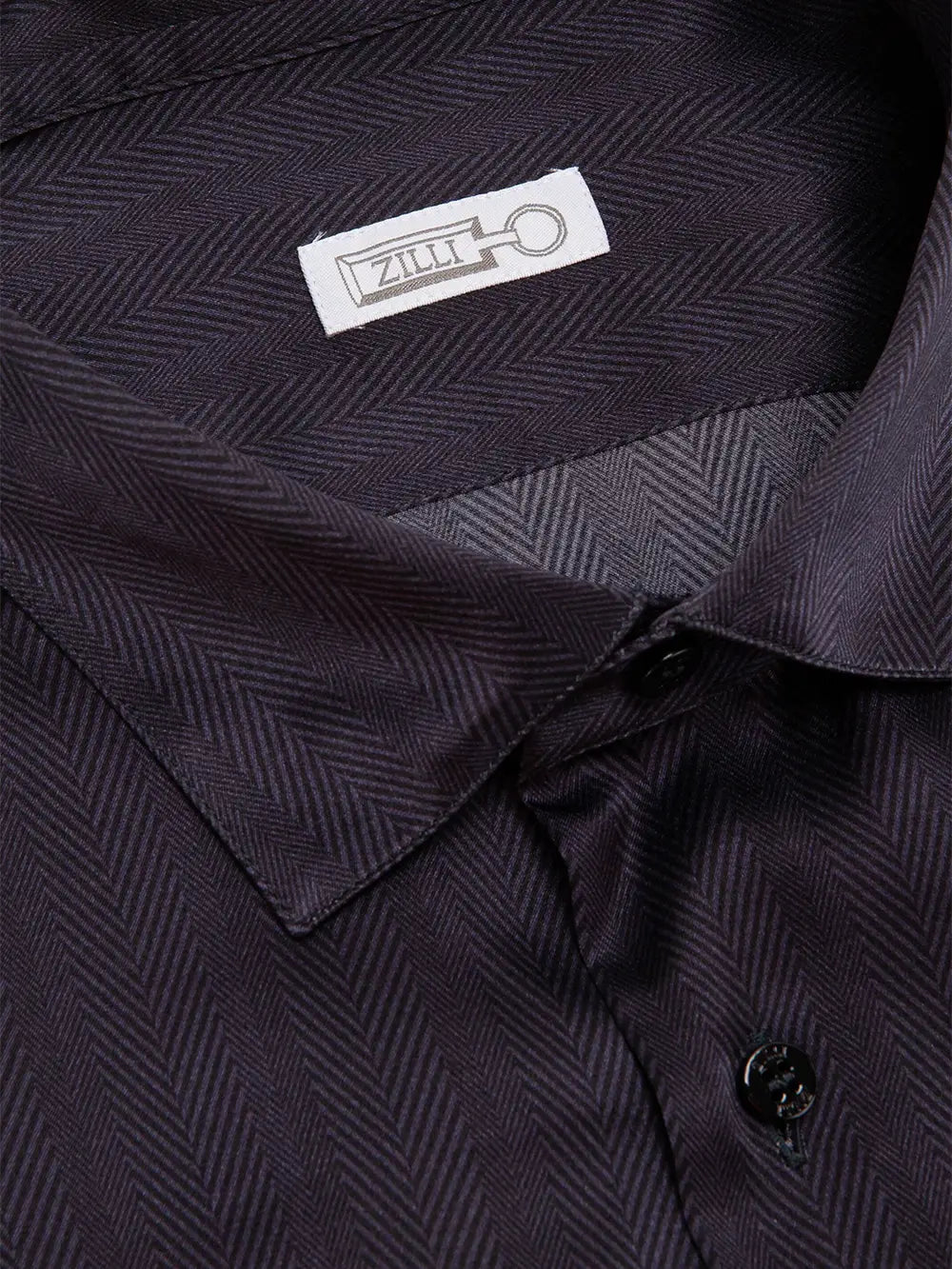 Классическая шелковая рубашка с длинными рукавами