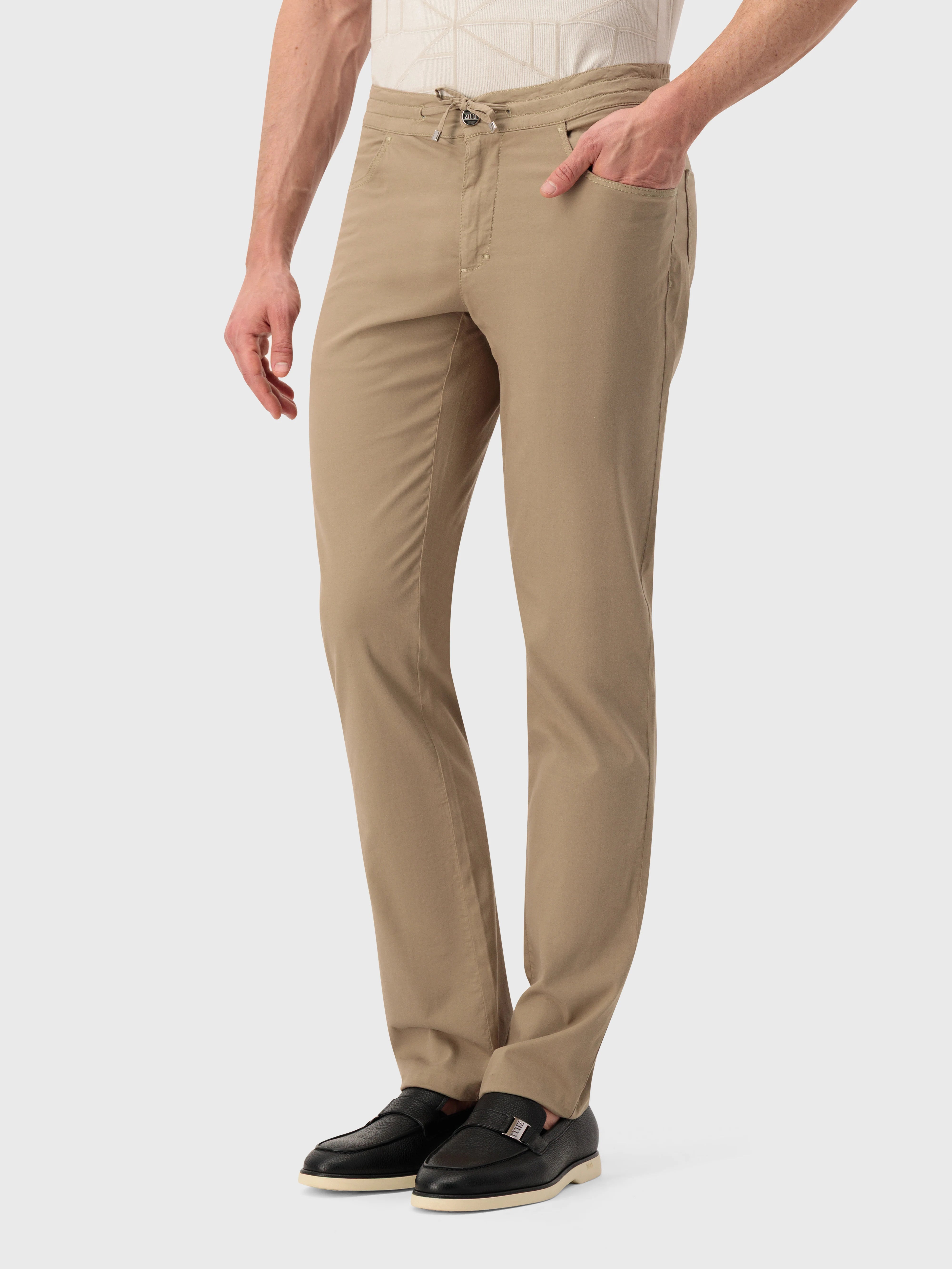 Брюки в обтяжку - верблюжий