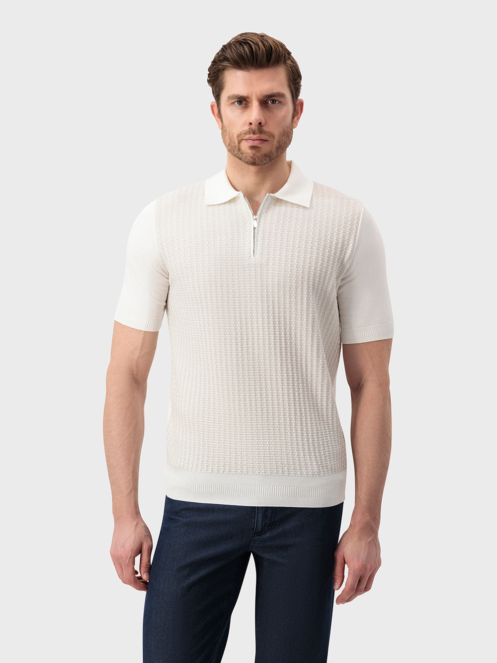 "Прямоугольное поло из шелка и хлопкового трикотажа с узором в виде крокодила - натуральный белый