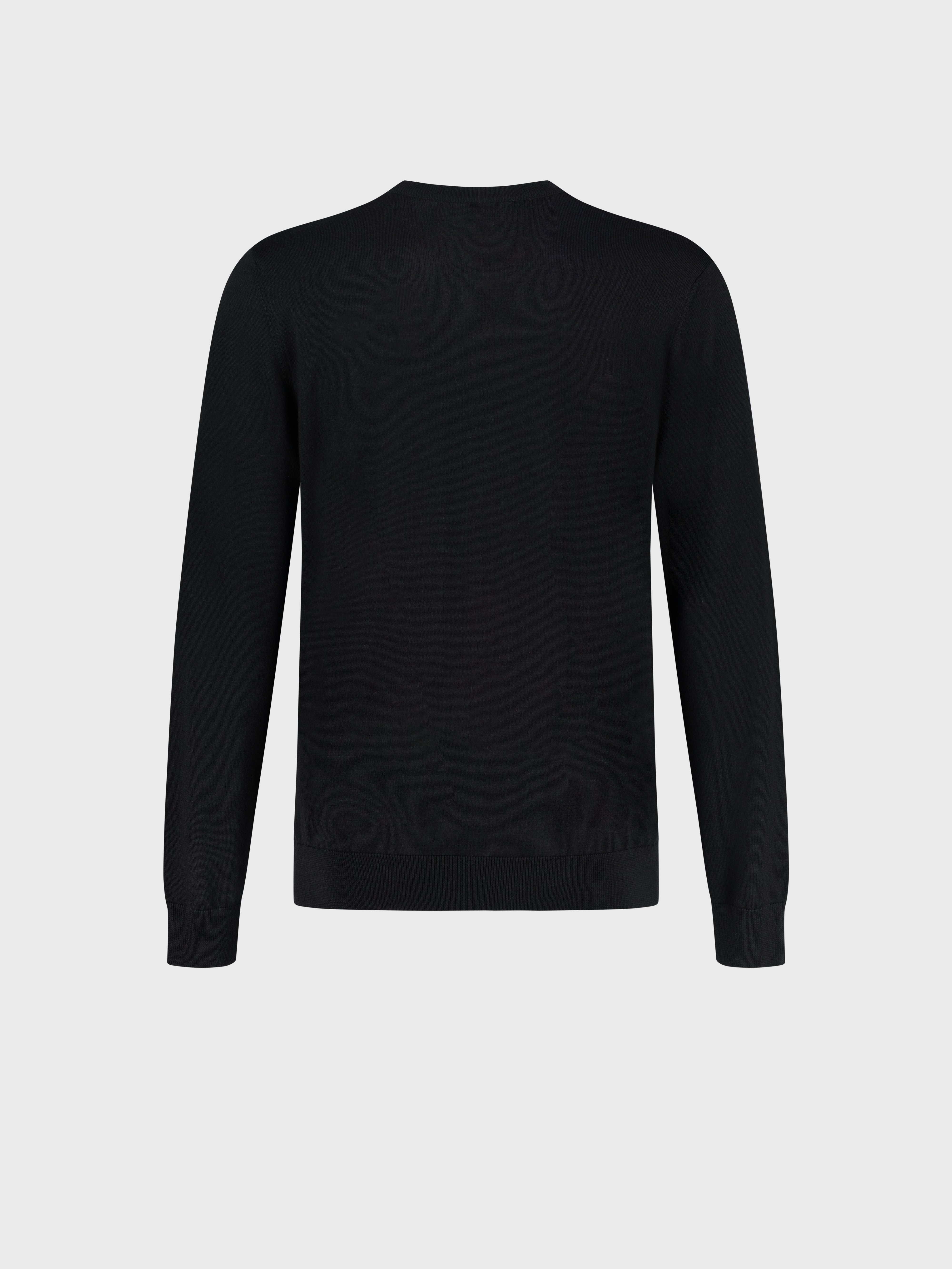 Пуловер с кабельным узором черный