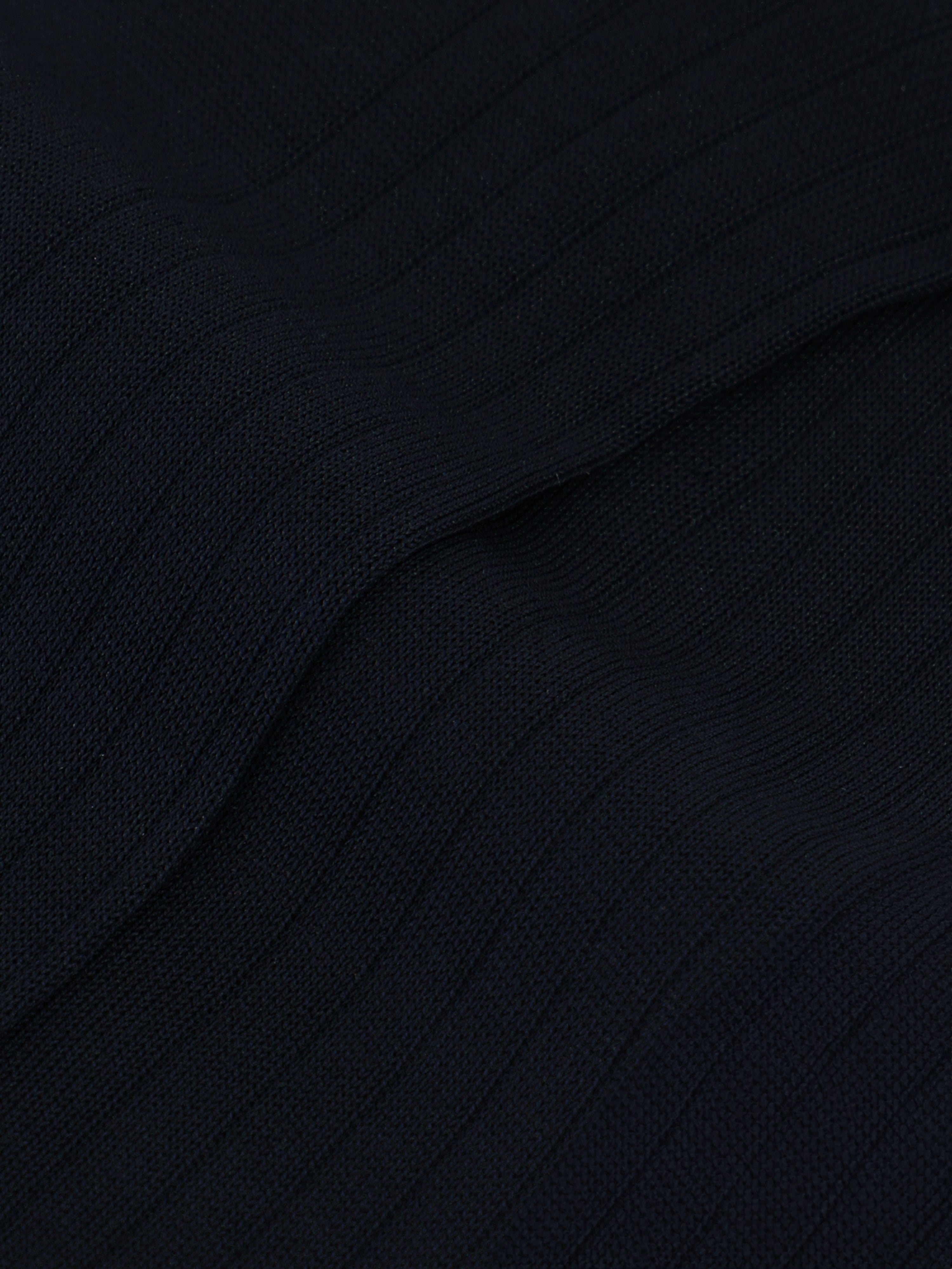 Ребристые носки до середины голени черные