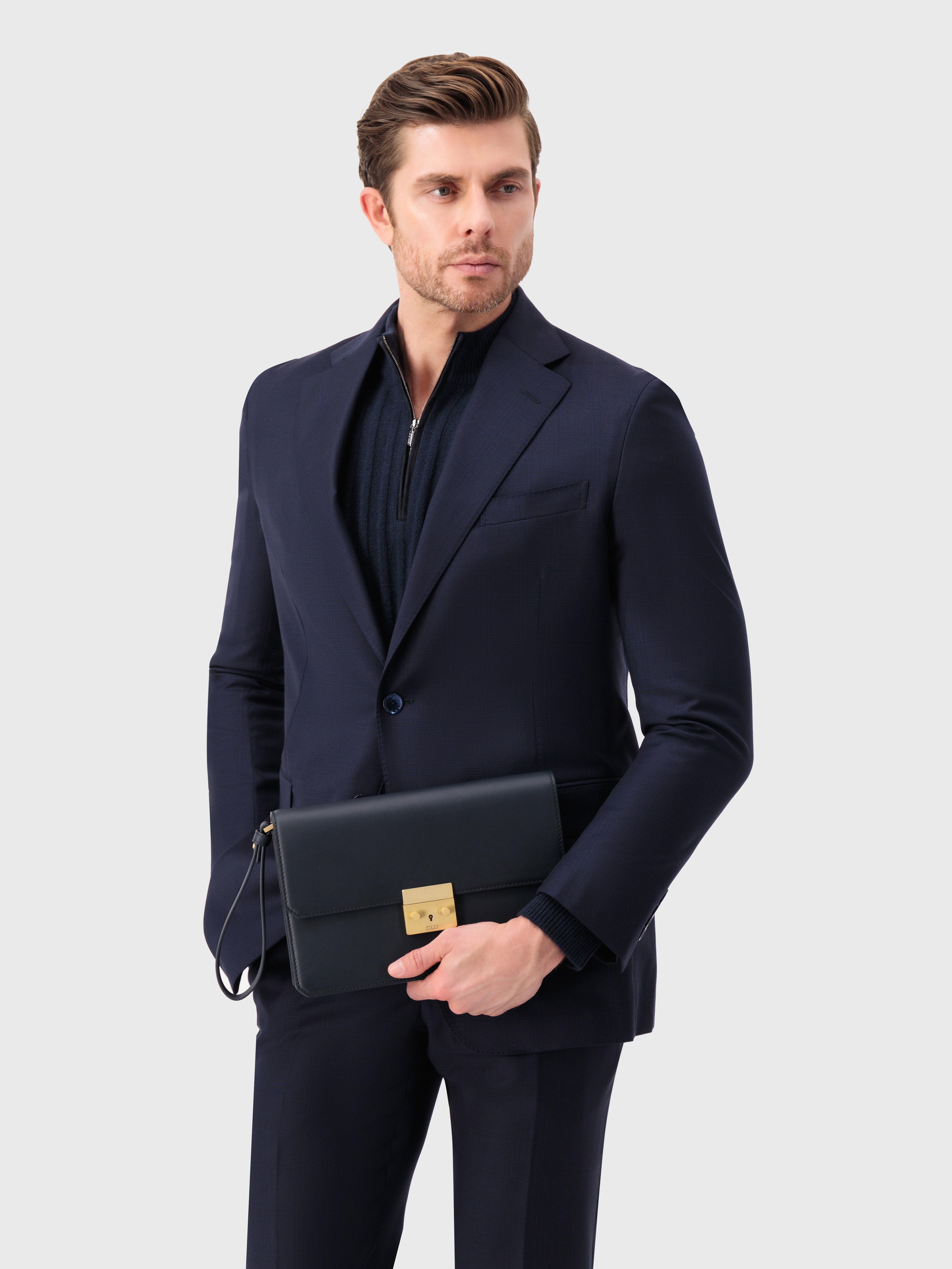 Сумка-клатч из телячьей кожи сине-морского цвета