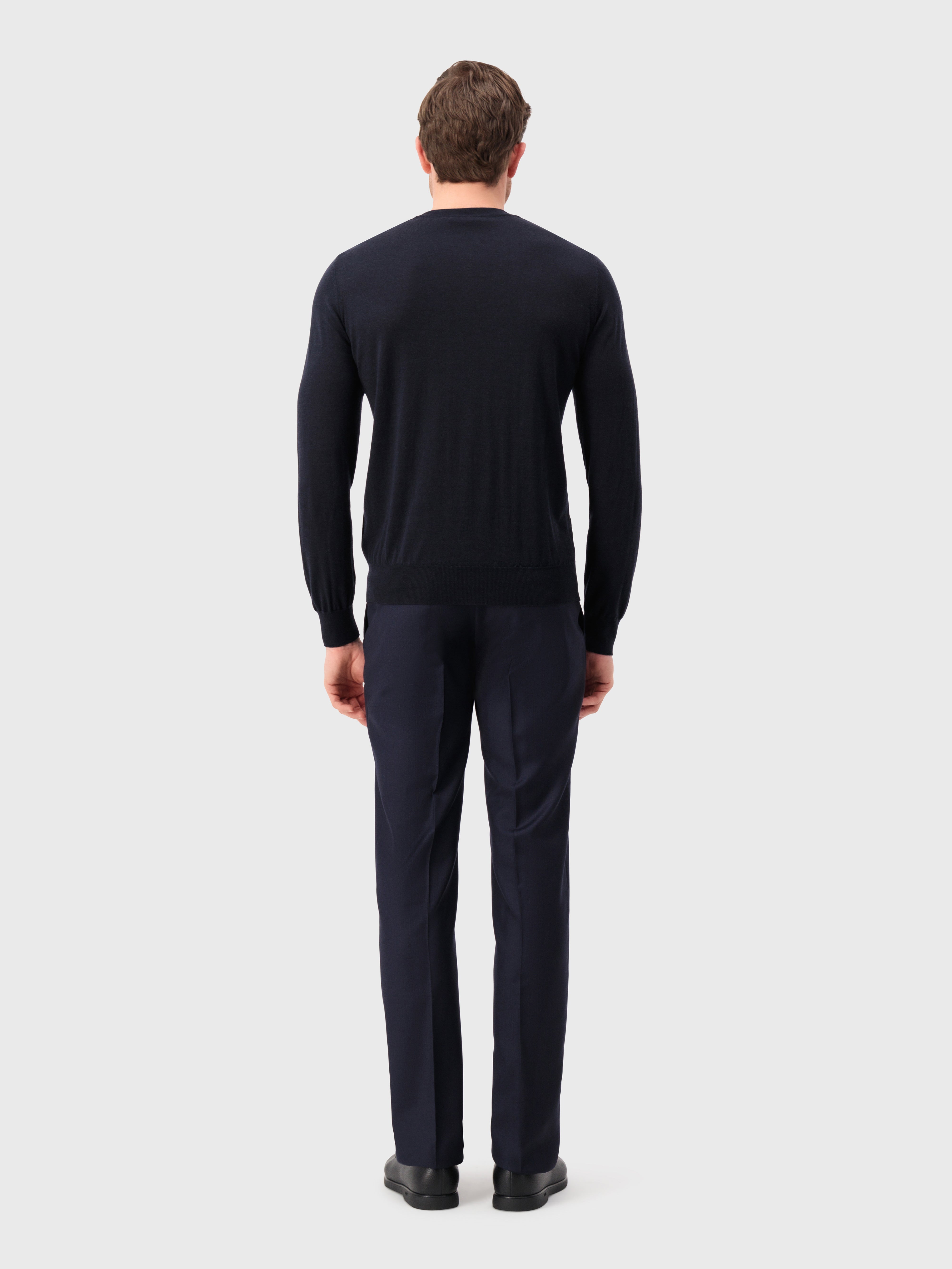 Трикотажный свитер с круглым вырезом темно-флотский